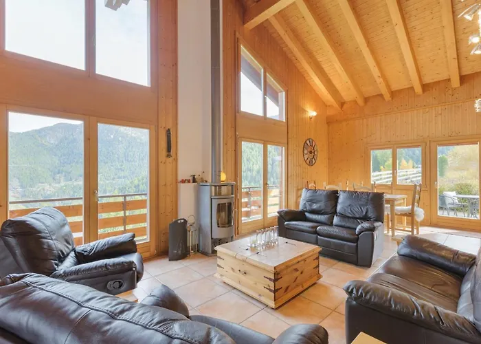 La Taniere - Cozy With Incredible Views And Parking