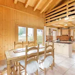 La Taniere - Cozy With Incredible Views And Parking *